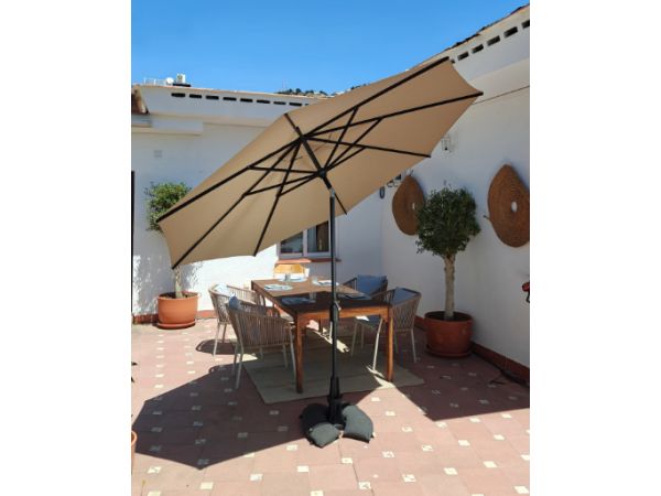 Baser Original Patio Umbrella with Crank