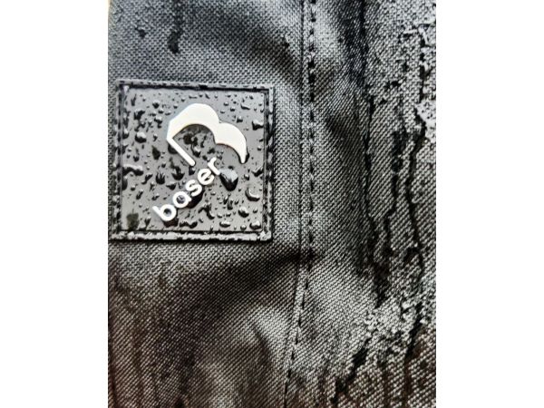 Baser Supreme Cantilever Cover