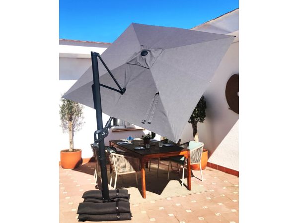 Baser Supreme Cantilever 8.2x8.2 ft, Taupe