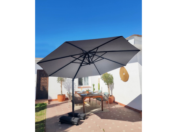 Baser Original Cantilever Umbrella